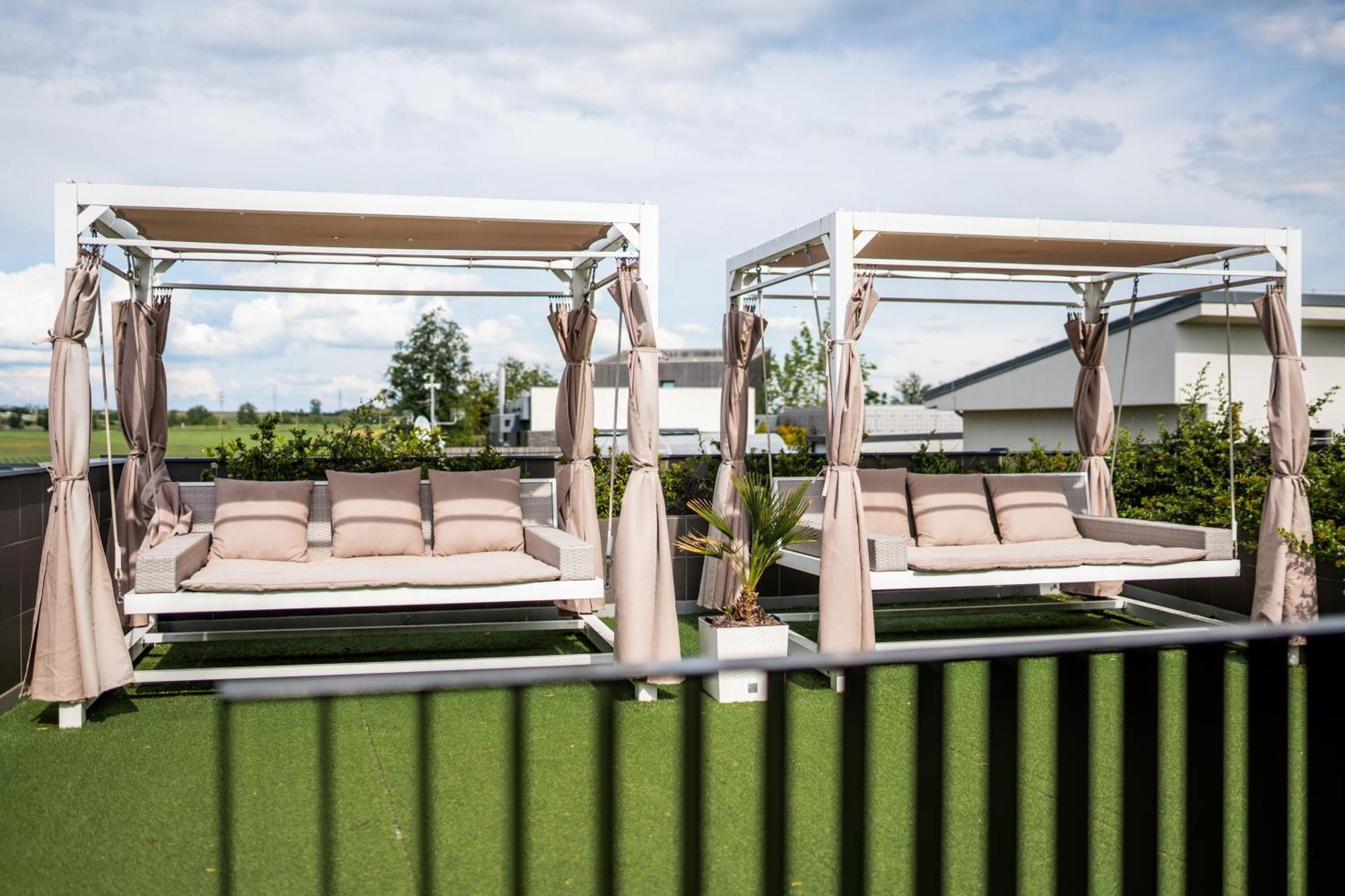 Apartmany Ladná Eksteriør bilde