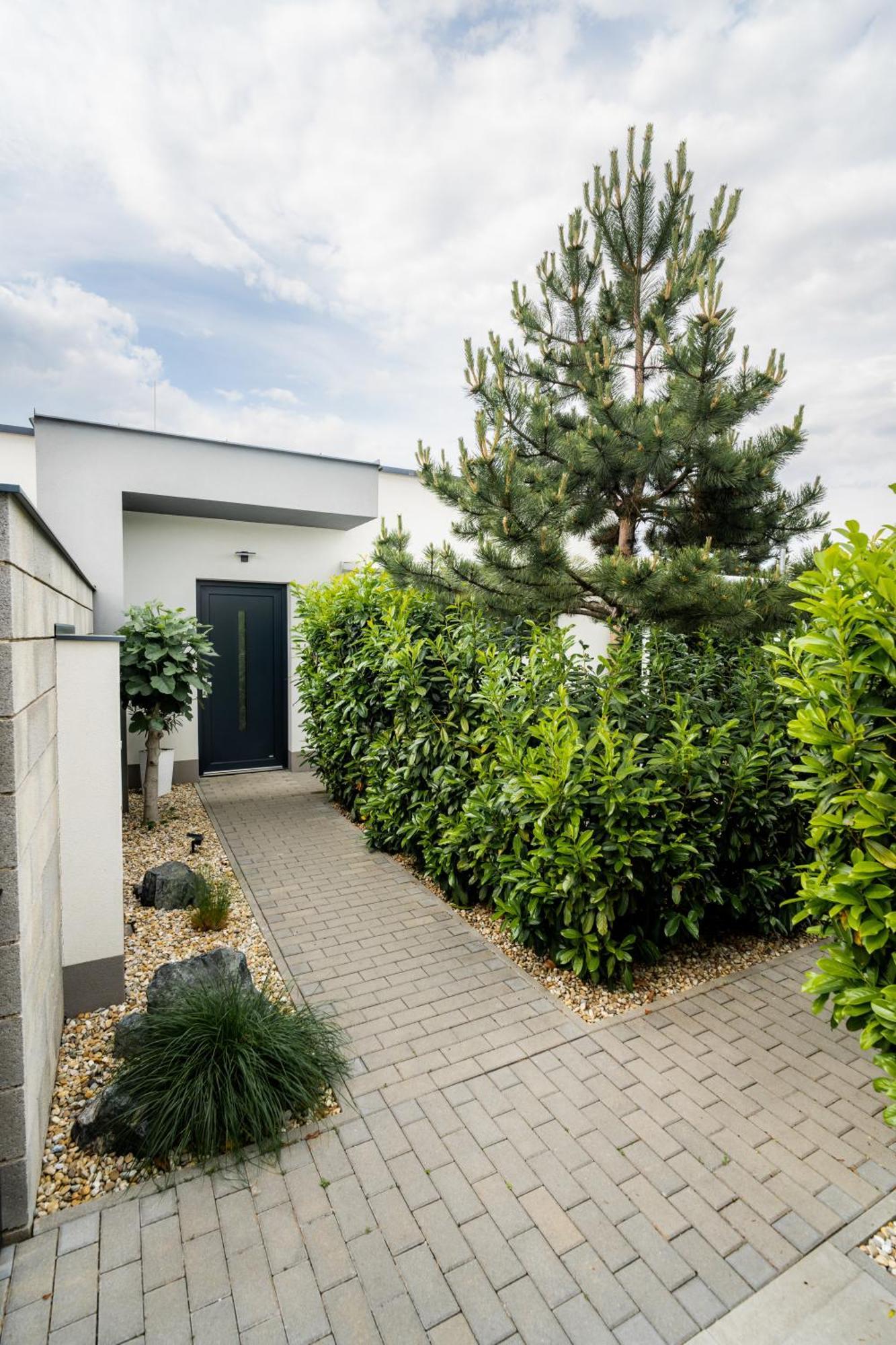 Apartmany Ladná Eksteriør bilde
