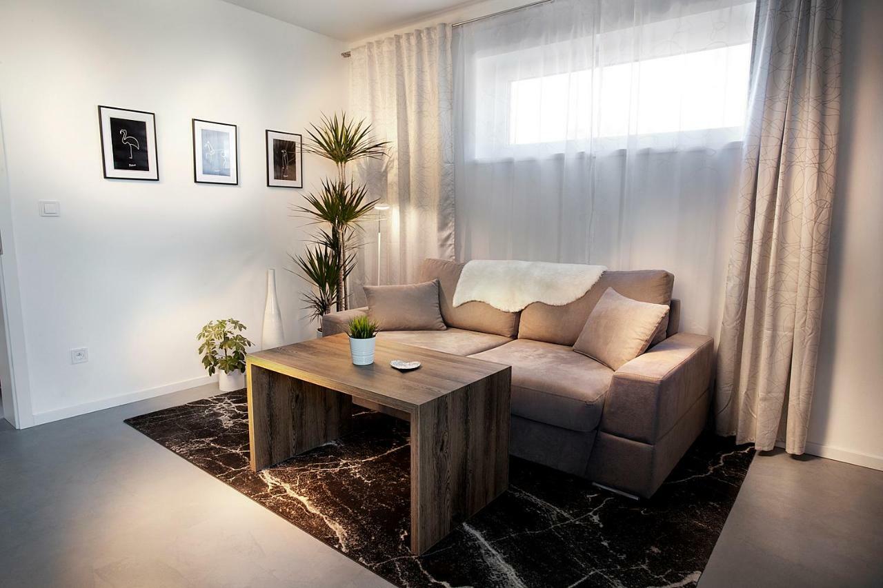 Apartmany Ladná Eksteriør bilde